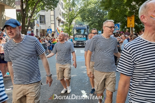 DigitalDesignTeamAX218573