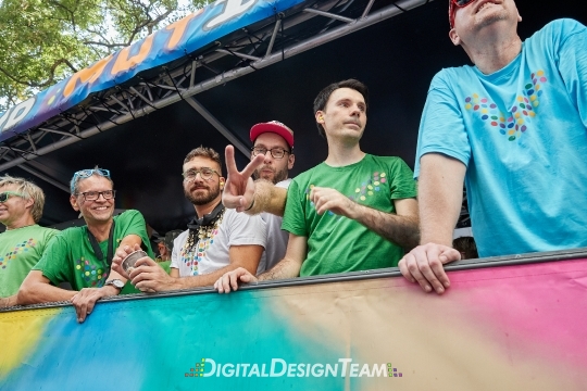 DigitalDesignTeamAX218765