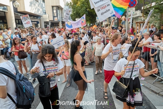 DigitalDesignTeamAX218816