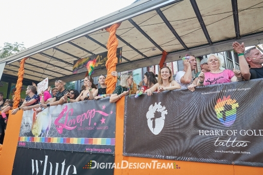 DigitalDesignTeamAX218846