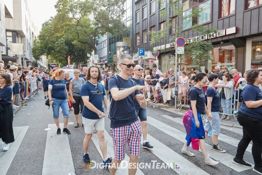 DigitalDesignTeamAX218851