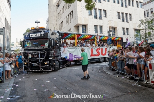 DigitalDesignTeamAX218866