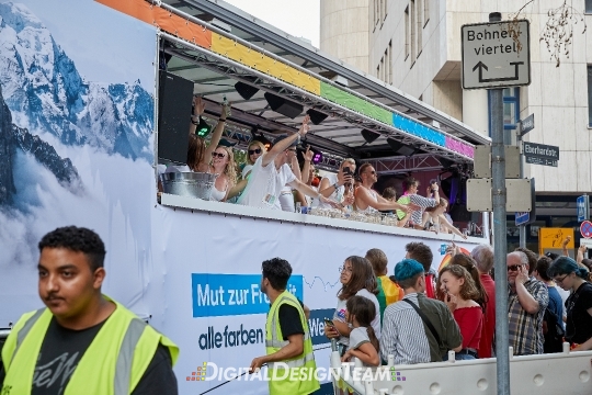 DigitalDesignTeamAX218897