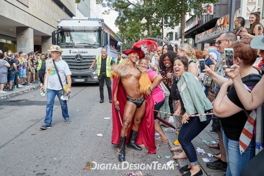 DigitalDesignTeamAX218904