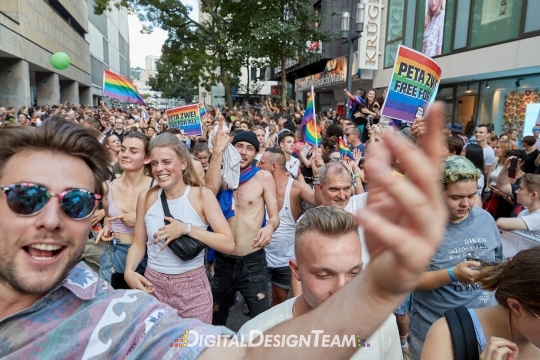 DigitalDesignTeamAX218940