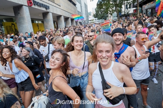 DigitalDesignTeamAX218941