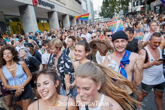 DigitalDesignTeamAX218942