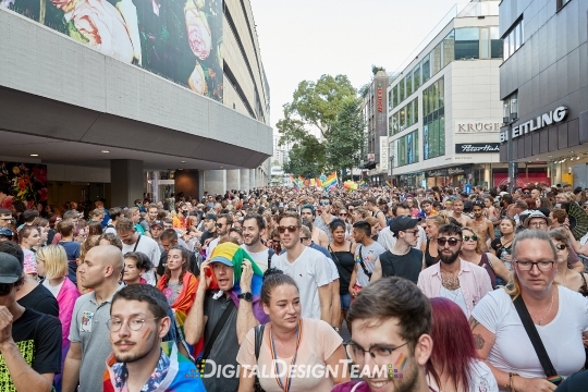 DigitalDesignTeamAX218959