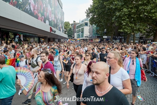 DigitalDesignTeamAX218974