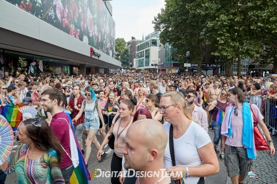 DigitalDesignTeamAX218975