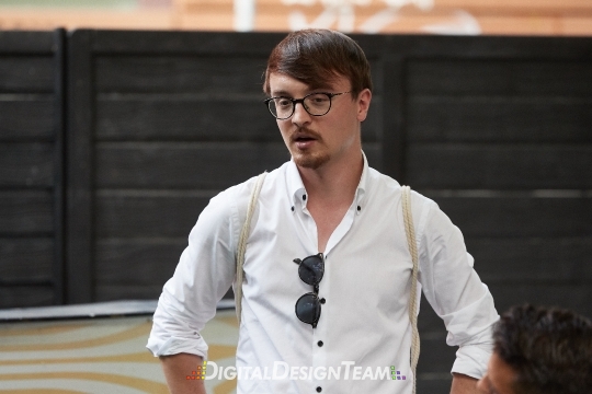 DigitalDesignTeamX2083895