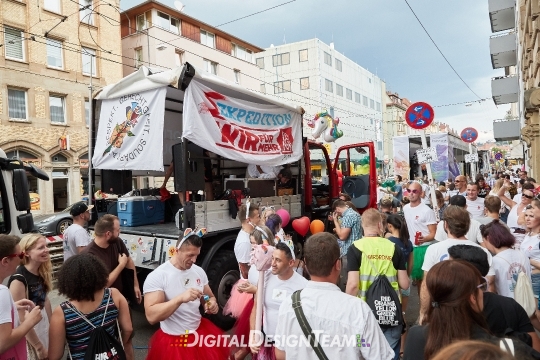 DigitalDesignTeamX2084951