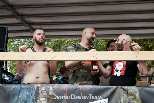 DigitalDesignTeamX2085645