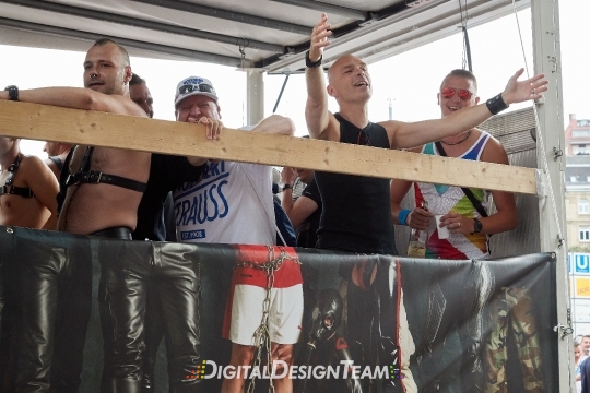 DigitalDesignTeamX2085661