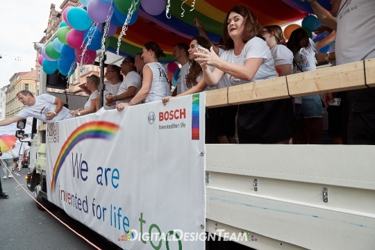 DigitalDesignTeamX2085968