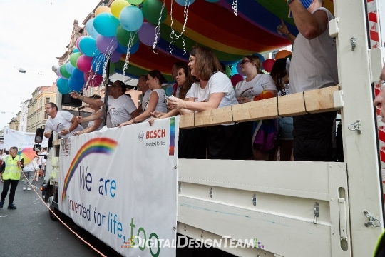 DigitalDesignTeamX2085970