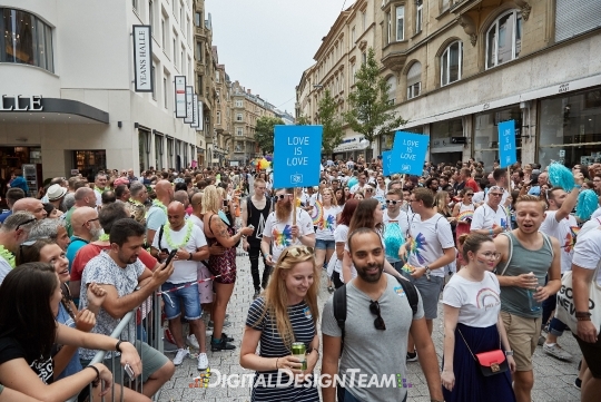 DigitalDesignTeamX2087450