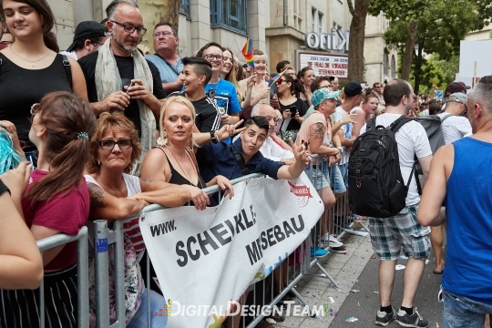 DigitalDesignTeamX2087476