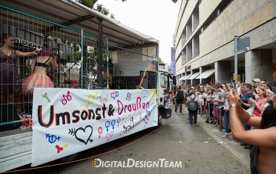 DigitalDesignTeamX2087826