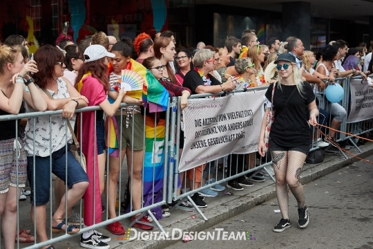 DigitalDesignTeamX2087894